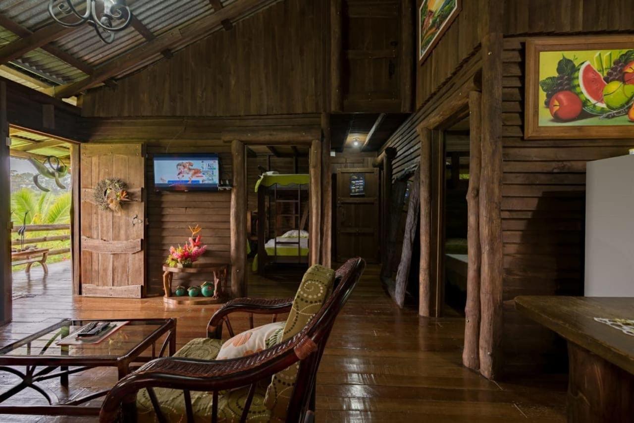 Cabanas Montanas Del Tenorio Rio Celeste Exterior photo